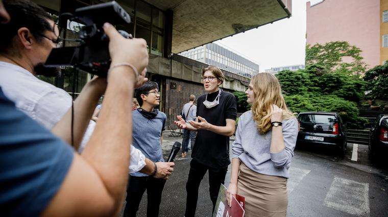 Marta Batíková, Petr Pham and Jakub Stuchlík from IES FSV UK 